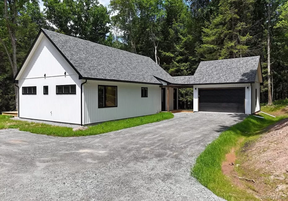 204 Country Rd Callicoon 204 Country Rd Callicoon