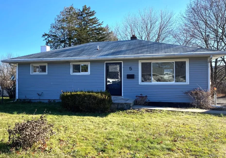 Welcome to 5 Smith Road in Cornwall, NY! Welcome to 5 Smith Road in Cornwall, NY!