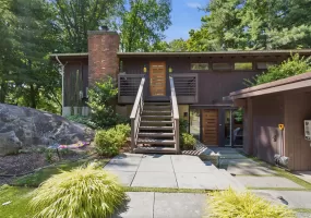 28 Mallard Rise, Greenburgh, NY, 4 Bedrooms Bedrooms, 9 Rooms Rooms,3 BathroomsBathrooms,Residential Lease,For Rent,Mallard,0,1024609 28 Mallard Rise, Greenburgh, NY, 4 Bedrooms Bedrooms, 9 Rooms Rooms,3 BathroomsBathrooms,Residential Lease,For Rent,Mallard,0,1024609