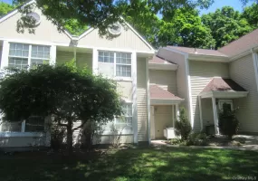 127 Creekside Circle, Ramapo, NY, 3 Bedrooms Bedrooms, 6 Rooms Rooms,1 BathroomBathrooms,Residential,For Rent,Creekside,0,1024094 127 Creekside Circle, Ramapo, NY, 3 Bedrooms Bedrooms, 6 Rooms Rooms,1 BathroomBathrooms,Residential,For Rent,Creekside,0,1024094