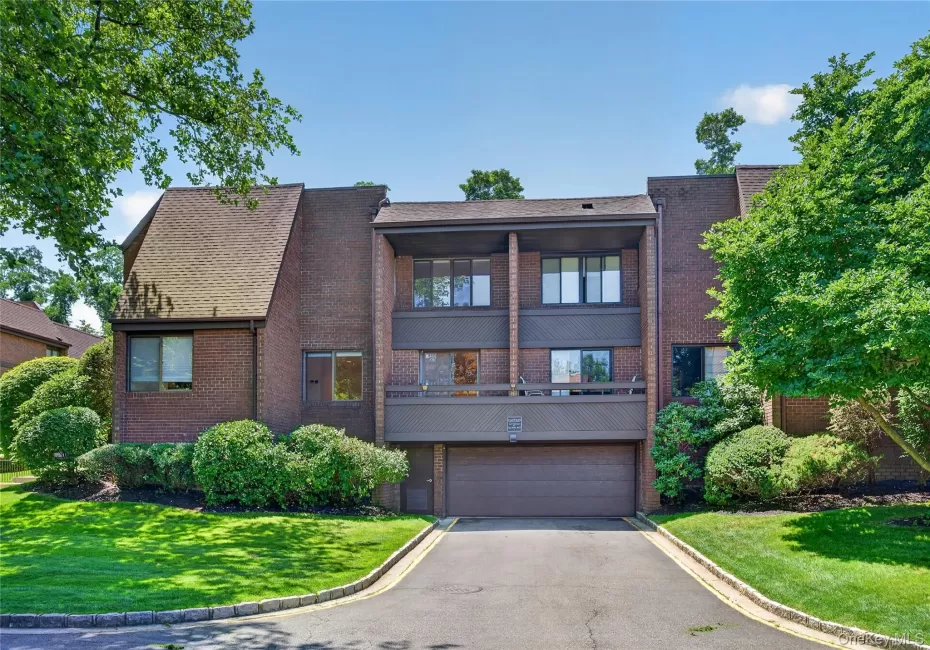 46 Acorn Pond Drive, North Hempstead, NY, 3 Bedrooms Bedrooms, 5 Rooms Rooms,2 BathroomsBathrooms,Residential Lease,For Rent,Acorn Pond,0,1024698 46 Acorn Pond Drive, North Hempstead, NY, 3 Bedrooms Bedrooms, 5 Rooms Rooms,2 BathroomsBathrooms,Residential Lease,For Rent,Acorn Pond,0,1024698