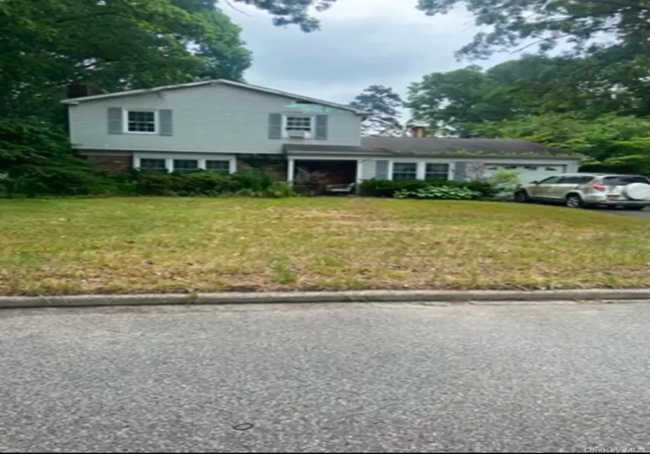 9 Willowood Lane, Brookhaven, NY, 5 Bedrooms Bedrooms, 11 Rooms Rooms,2 BathroomsBathrooms,Residential,For Rent,Willowood,0,1024663 9 Willowood Lane, Brookhaven, NY, 5 Bedrooms Bedrooms, 11 Rooms Rooms,2 BathroomsBathrooms,Residential,For Rent,Willowood,0,1024663