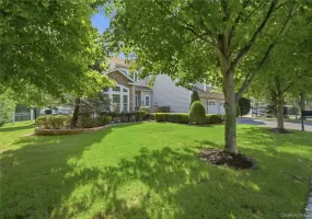35 Monterrey Drive, Smithtown, NY, 5 Bedrooms Bedrooms, 10 Rooms Rooms,3 BathroomsBathrooms,Residential,For Rent,Monterrey,0,1024519 35 Monterrey Drive, Smithtown, NY, 5 Bedrooms Bedrooms, 10 Rooms Rooms,3 BathroomsBathrooms,Residential,For Rent,Monterrey,0,1024519