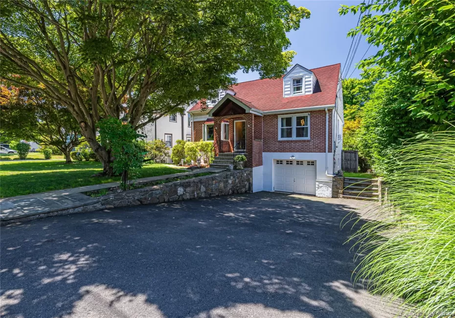 74 Tamarack Road, Rye Town, NY, 4 Bedrooms Bedrooms, 12 Rooms Rooms,3 BathroomsBathrooms,Residential,For Rent,Tamarack,0,1024335 74 Tamarack Road, Rye Town, NY, 4 Bedrooms Bedrooms, 12 Rooms Rooms,3 BathroomsBathrooms,Residential,For Rent,Tamarack,0,1024335