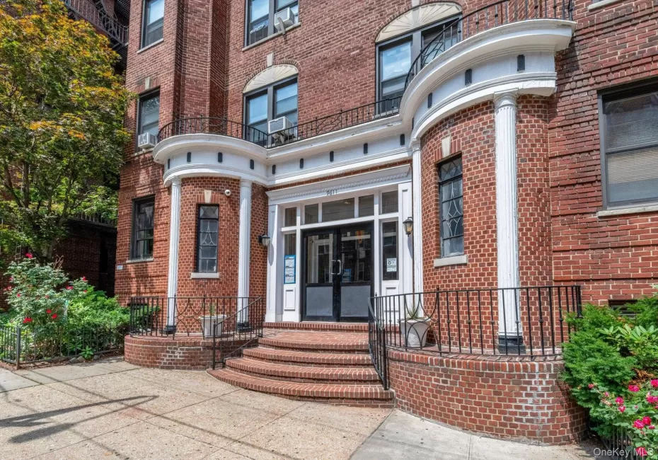 96-11 65 Road, New York, NY, 1 Bedroom Bedrooms, 4 Rooms Rooms,1 BathroomBathrooms,Residential,For Rent,65,0,1024731 96-11 65 Road, New York, NY, 1 Bedroom Bedrooms, 4 Rooms Rooms,1 BathroomBathrooms,Residential,For Rent,65,0,1024731