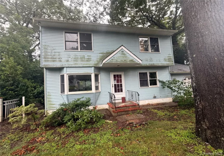 16 Kellum Street, Huntington, NY, 5 Bedrooms Bedrooms, 7 Rooms Rooms,2 BathroomsBathrooms,Residential,For Rent,Kellum,0,1024746 16 Kellum Street, Huntington, NY, 5 Bedrooms Bedrooms, 7 Rooms Rooms,2 BathroomsBathrooms,Residential,For Rent,Kellum,0,1024746