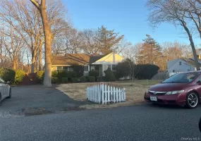 64 Eatondale Avenue, Brookhaven, NY, 3 Bedrooms Bedrooms, 7 Rooms Rooms,2 BathroomsBathrooms,Residential,For Rent,Eatondale,0,945435 64 Eatondale Avenue, Brookhaven, NY, 3 Bedrooms Bedrooms, 7 Rooms Rooms,2 BathroomsBathrooms,Residential,For Rent,Eatondale,0,945435