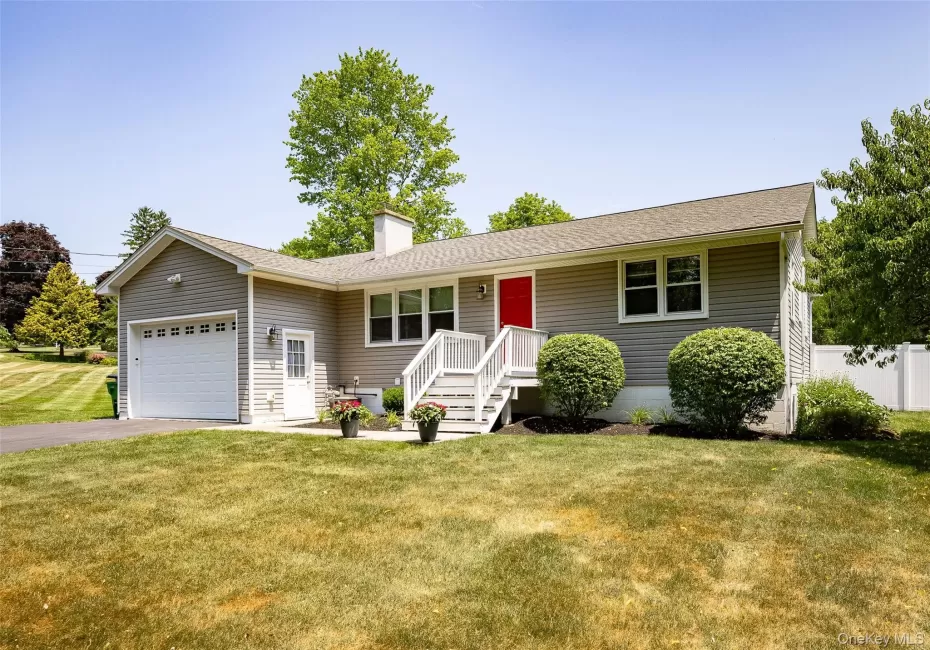 12 Hi View Road, Wappinger, NY, 3 Bedrooms Bedrooms, 7 Rooms Rooms,3 BathroomsBathrooms,Residential,For Rent,Hi View,0,1022149 12 Hi View Road, Wappinger, NY, 3 Bedrooms Bedrooms, 7 Rooms Rooms,3 BathroomsBathrooms,Residential,For Rent,Hi View,0,1022149