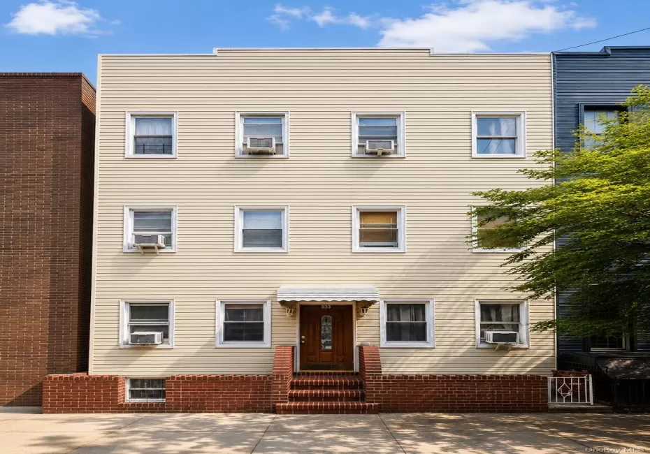 533 47th Road, New York, NY, 1 Bedroom Bedrooms, 3 Rooms Rooms,1 BathroomBathrooms,Residential Lease,For Rent,47th,0,1024802 533 47th Road, New York, NY, 1 Bedroom Bedrooms, 3 Rooms Rooms,1 BathroomBathrooms,Residential Lease,For Rent,47th,0,1024802