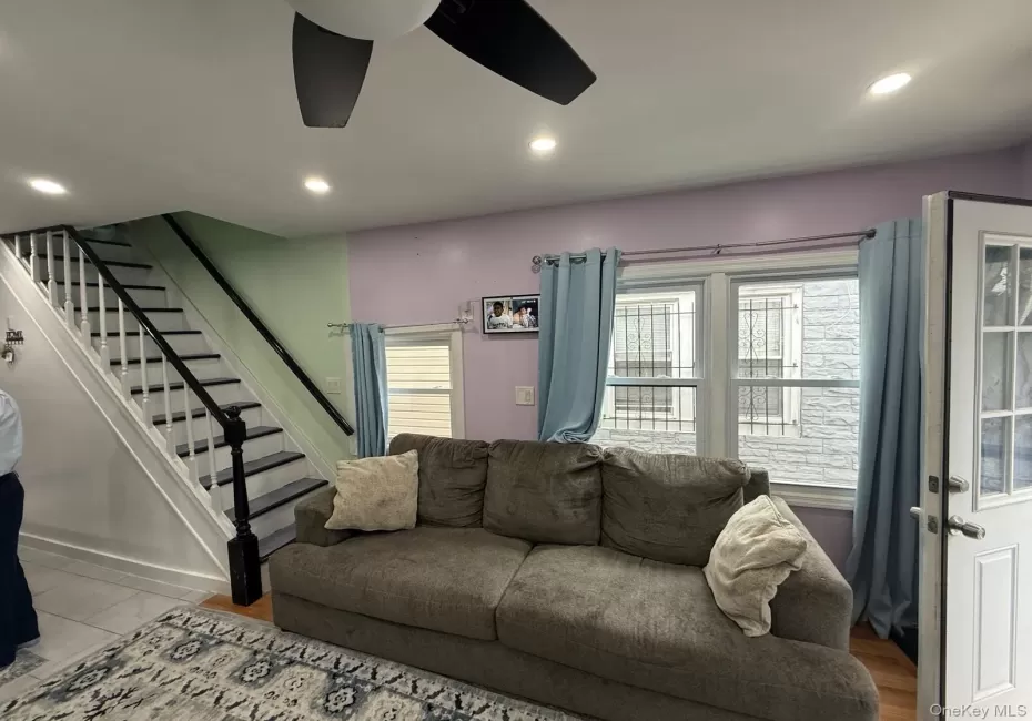 13117 135th Place, New York, NY, 3 Bedrooms Bedrooms, 7 Rooms Rooms,3 BathroomsBathrooms,Residential,For Rent,135th,0,1024787 13117 135th Place, New York, NY, 3 Bedrooms Bedrooms, 7 Rooms Rooms,3 BathroomsBathrooms,Residential,For Rent,135th,0,1024787
