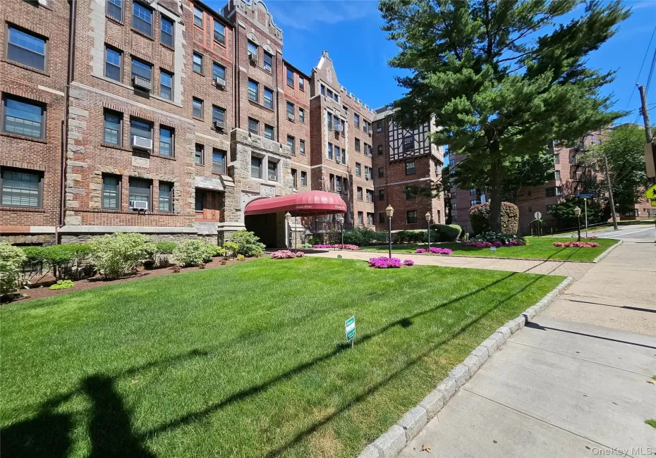 23 Old Mamaroneck Road, White Plains, NY, 2 Rooms Rooms,1 BathroomBathrooms,Residential,For Rent,Old Mamaroneck,0,1021805 23 Old Mamaroneck Road, White Plains, NY, 2 Rooms Rooms,1 BathroomBathrooms,Residential,For Rent,Old Mamaroneck,0,1021805