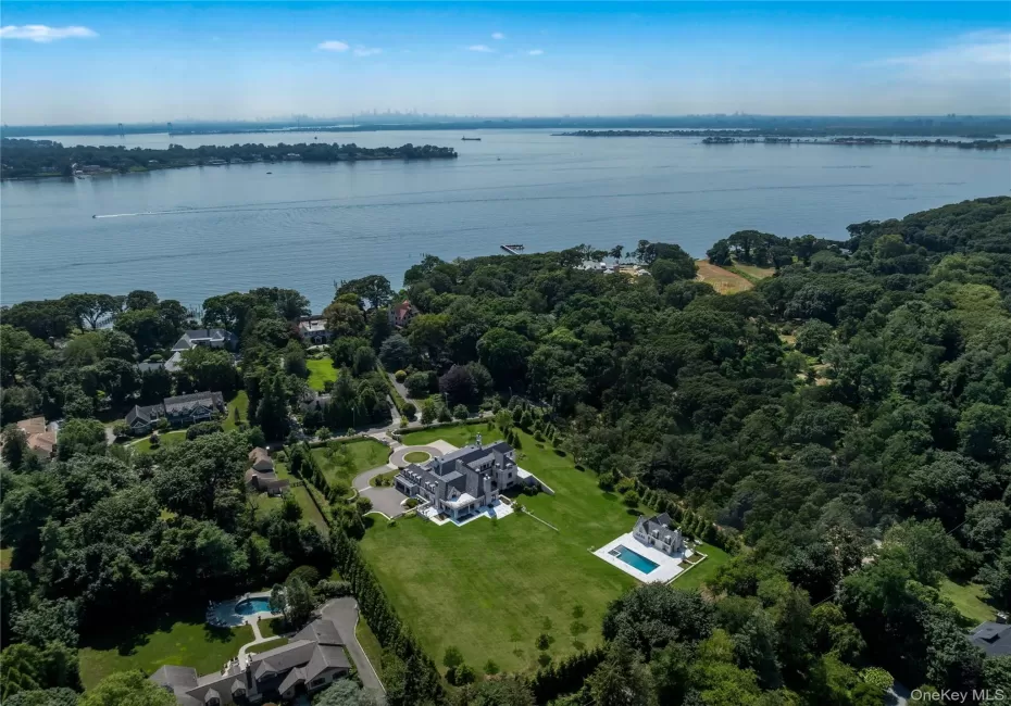 9 Hicks Lane, North Hempstead, NY, 8 Bedrooms Bedrooms, 18 Rooms Rooms,8 BathroomsBathrooms,Residential,For Rent,Hicks,0,895575 9 Hicks Lane, North Hempstead, NY, 8 Bedrooms Bedrooms, 18 Rooms Rooms,8 BathroomsBathrooms,Residential,For Rent,Hicks,0,895575