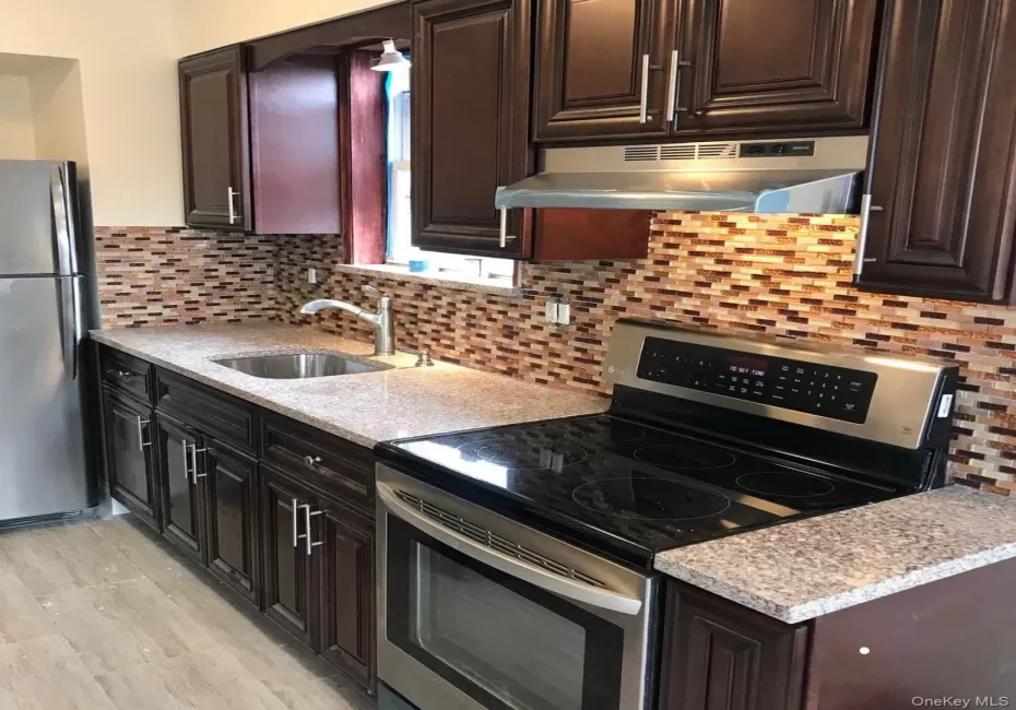 4717 28th Avenue, New York, NY, 2 Bedrooms Bedrooms, 4 Rooms Rooms,1 BathroomBathrooms,Residential Lease,For Rent,28th,0,1021734 4717 28th Avenue, New York, NY, 2 Bedrooms Bedrooms, 4 Rooms Rooms,1 BathroomBathrooms,Residential Lease,For Rent,28th,0,1021734