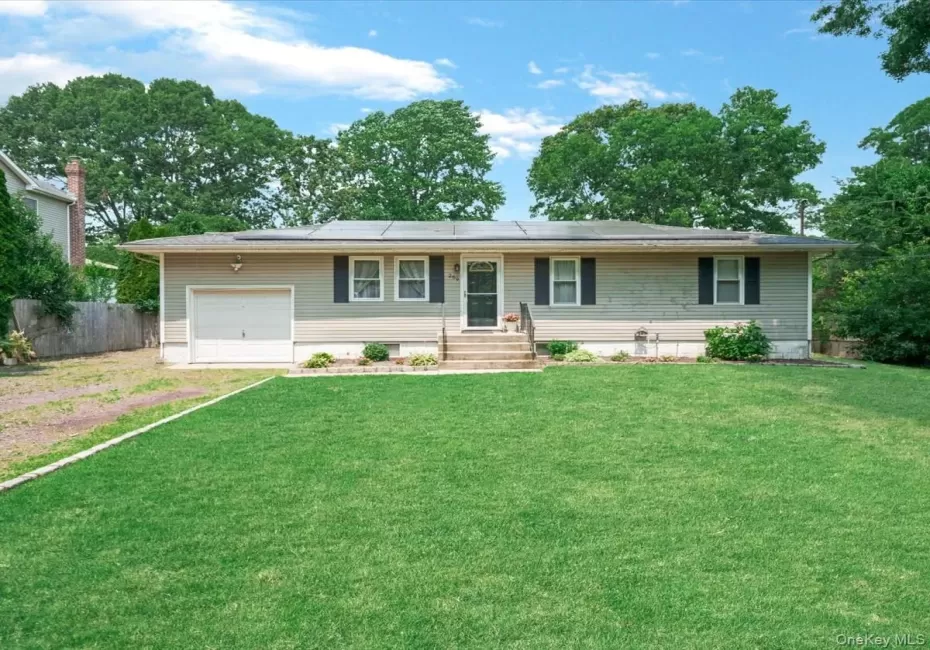 269 Carleton Drive, Brookhaven, NY, 3 Bedrooms Bedrooms, 5 Rooms Rooms,2 BathroomsBathrooms,Residential,For Rent,Carleton,0,1024992 269 Carleton Drive, Brookhaven, NY, 3 Bedrooms Bedrooms, 5 Rooms Rooms,2 BathroomsBathrooms,Residential,For Rent,Carleton,0,1024992
