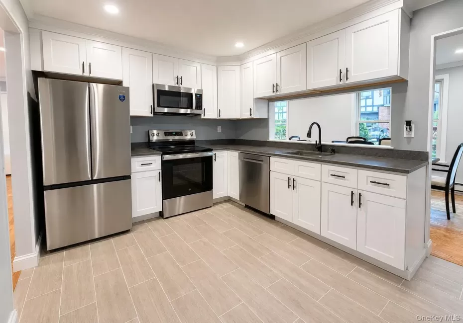 723 Sierra Vista Lane, Clarkstown, NY, 1 Bedroom Bedrooms, 6 Rooms Rooms,1 BathroomBathrooms,Residential,For Rent,Sierra Vista,0,1024681 723 Sierra Vista Lane, Clarkstown, NY, 1 Bedroom Bedrooms, 6 Rooms Rooms,1 BathroomBathrooms,Residential,For Rent,Sierra Vista,0,1024681