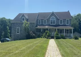 10 Willys Court, New Windsor, NY, 6 Bedrooms Bedrooms, 10 Rooms Rooms,5 BathroomsBathrooms,Residential,For Rent,Willys,0,1025010 10 Willys Court, New Windsor, NY, 6 Bedrooms Bedrooms, 10 Rooms Rooms,5 BathroomsBathrooms,Residential,For Rent,Willys,0,1025010