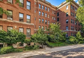 37-28 80th Street, New York, NY, 2 Bedrooms Bedrooms, 5 Rooms Rooms,1 BathroomBathrooms,Residential,For Rent,80th,0,1024983 37-28 80th Street, New York, NY, 2 Bedrooms Bedrooms, 5 Rooms Rooms,1 BathroomBathrooms,Residential,For Rent,80th,0,1024983