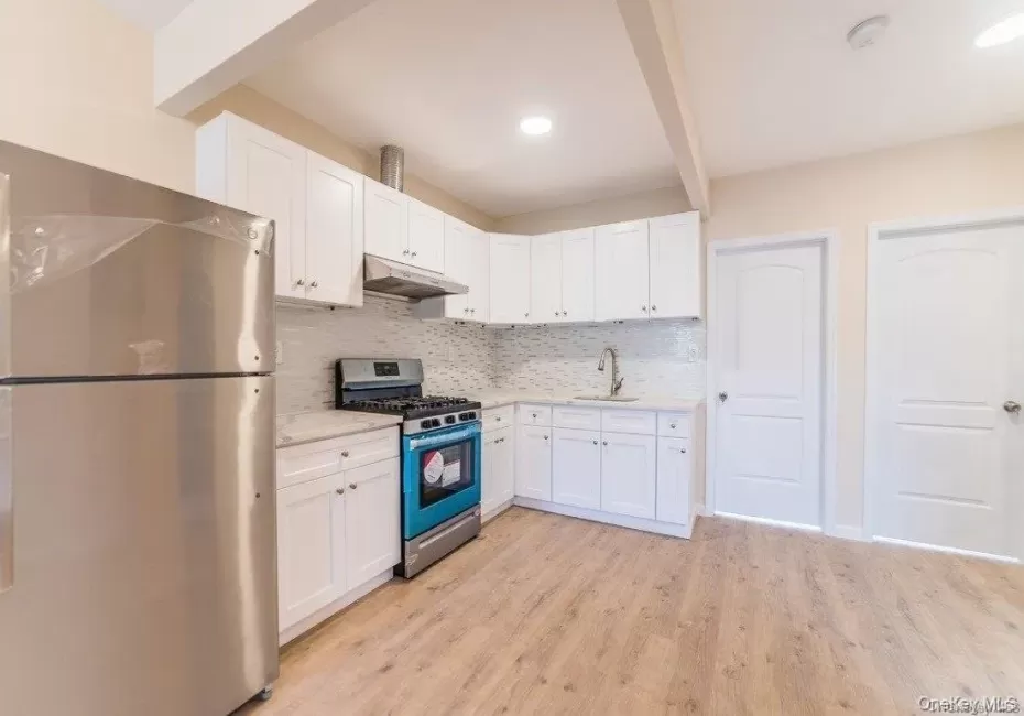 3434 Fulton St, New York, NY, 3 Bedrooms Bedrooms, 7 Rooms Rooms,1 BathroomBathrooms,Residential Lease,For Rent,Fulton St,0,1024823 3434 Fulton St, New York, NY, 3 Bedrooms Bedrooms, 7 Rooms Rooms,1 BathroomBathrooms,Residential Lease,For Rent,Fulton St,0,1024823