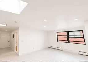 14715 Elm Avenue, New York, NY, 3 Bedrooms Bedrooms, 6 Rooms Rooms,2 BathroomsBathrooms,Residential Lease,For Rent,Elm,0,1025549 14715 Elm Avenue, New York, NY, 3 Bedrooms Bedrooms, 6 Rooms Rooms,2 BathroomsBathrooms,Residential Lease,For Rent,Elm,0,1025549