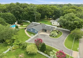 703 Lincoln Avenue, Islip, NY, 3 Bedrooms Bedrooms, 8 Rooms Rooms,3 BathroomsBathrooms,Residential,For Rent,Lincoln,0,1019865 703 Lincoln Avenue, Islip, NY, 3 Bedrooms Bedrooms, 8 Rooms Rooms,3 BathroomsBathrooms,Residential,For Rent,Lincoln,0,1019865
