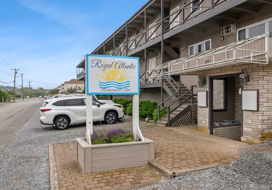 126 Emerson Avenue, East Hampton, NY, 1 Bedroom Bedrooms, 2 Rooms Rooms,1 BathroomBathrooms,Residential,For Rent,Emerson,0,1025101 126 Emerson Avenue, East Hampton, NY, 1 Bedroom Bedrooms, 2 Rooms Rooms,1 BathroomBathrooms,Residential,For Rent,Emerson,0,1025101