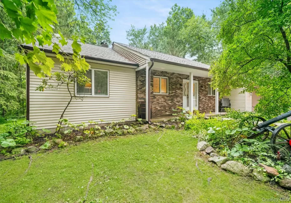 182 Redder Road, Shawangunk, NY, 3 Bedrooms Bedrooms, 8 Rooms Rooms,1 BathroomBathrooms,Residential,For Rent,Redder,0,1012358 182 Redder Road, Shawangunk, NY, 3 Bedrooms Bedrooms, 8 Rooms Rooms,1 BathroomBathrooms,Residential,For Rent,Redder,0,1012358