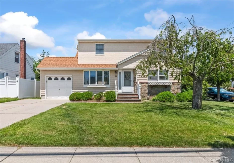 29 Edward Street, Oyster Bay, NY, 4 Bedrooms Bedrooms, 8 Rooms Rooms,2 BathroomsBathrooms,Residential,For Rent,Edward,0,1021902 29 Edward Street, Oyster Bay, NY, 4 Bedrooms Bedrooms, 8 Rooms Rooms,2 BathroomsBathrooms,Residential,For Rent,Edward,0,1021902