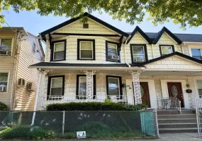 20-12 123rd Street, New York, NY, 3 Bedrooms Bedrooms, 5 Rooms Rooms,1 BathroomBathrooms,Residential Lease,For Rent,123rd,0,1024837 20-12 123rd Street, New York, NY, 3 Bedrooms Bedrooms, 5 Rooms Rooms,1 BathroomBathrooms,Residential Lease,For Rent,123rd,0,1024837