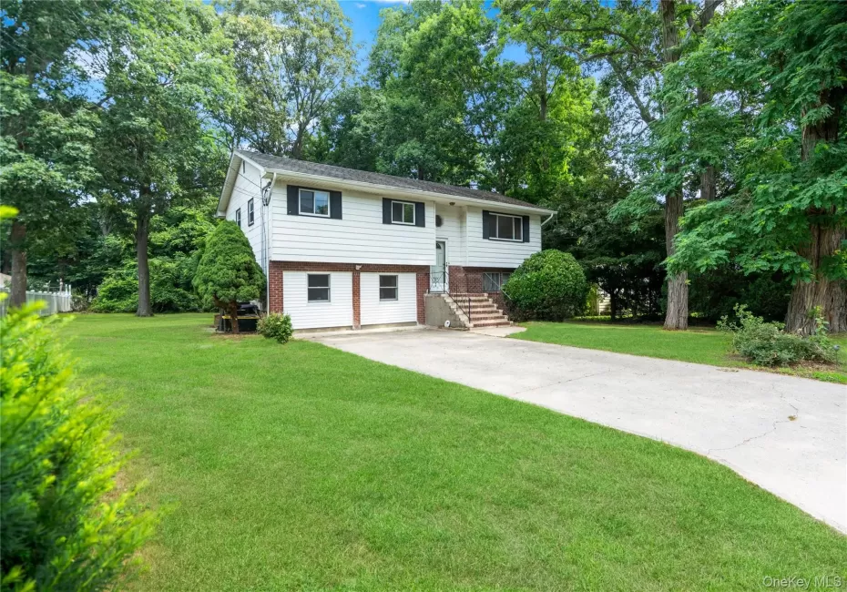 39 Wolfhollow Road, Brookhaven, NY, 3 Bedrooms Bedrooms, 9 Rooms Rooms,2 BathroomsBathrooms,Residential,For Rent,Wolfhollow,0,1016152 39 Wolfhollow Road, Brookhaven, NY, 3 Bedrooms Bedrooms, 9 Rooms Rooms,2 BathroomsBathrooms,Residential,For Rent,Wolfhollow,0,1016152