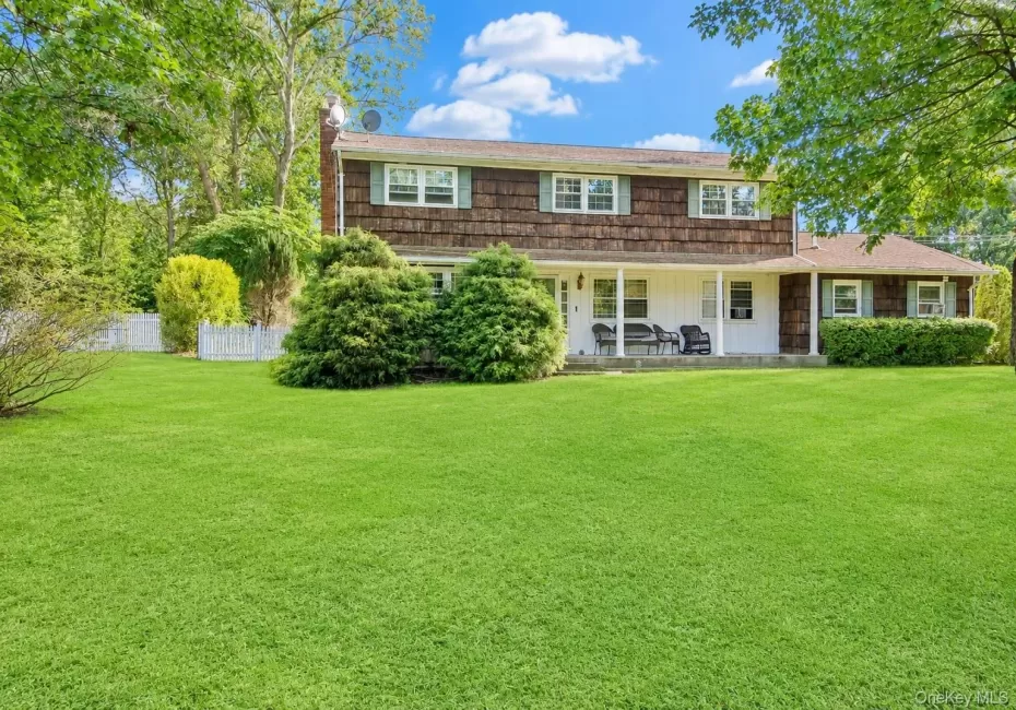 12 Princeton Drive, Huntington, NY, 5 Bedrooms Bedrooms, 7 Rooms Rooms,2 BathroomsBathrooms,Residential,For Rent,Princeton,0,1024922 12 Princeton Drive, Huntington, NY, 5 Bedrooms Bedrooms, 7 Rooms Rooms,2 BathroomsBathrooms,Residential,For Rent,Princeton,0,1024922