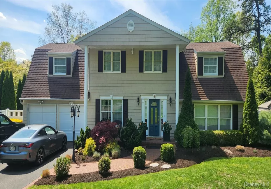 4 Harris Court, Smithtown, NY, 5 Bedrooms Bedrooms, 9 Rooms Rooms,2 BathroomsBathrooms,Residential,For Rent,Harris,0,1024810 4 Harris Court, Smithtown, NY, 5 Bedrooms Bedrooms, 9 Rooms Rooms,2 BathroomsBathrooms,Residential,For Rent,Harris,0,1024810
