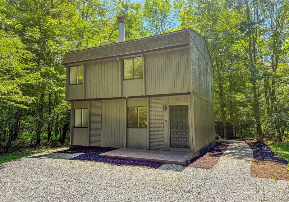 9 Lake Drive, Rockland, NY, 4 Bedrooms Bedrooms, 6 Rooms Rooms,1 BathroomBathrooms,Residential,For Rent,Lake,0,1024679 9 Lake Drive, Rockland, NY, 4 Bedrooms Bedrooms, 6 Rooms Rooms,1 BathroomBathrooms,Residential,For Rent,Lake,0,1024679