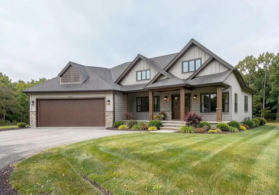6 Shadow Court, Wappinger, NY, 4 Bedrooms Bedrooms, 10 Rooms Rooms,2 BathroomsBathrooms,Residential,For Rent,Shadow,0,1025380 6 Shadow Court, Wappinger, NY, 4 Bedrooms Bedrooms, 10 Rooms Rooms,2 BathroomsBathrooms,Residential,For Rent,Shadow,0,1025380
