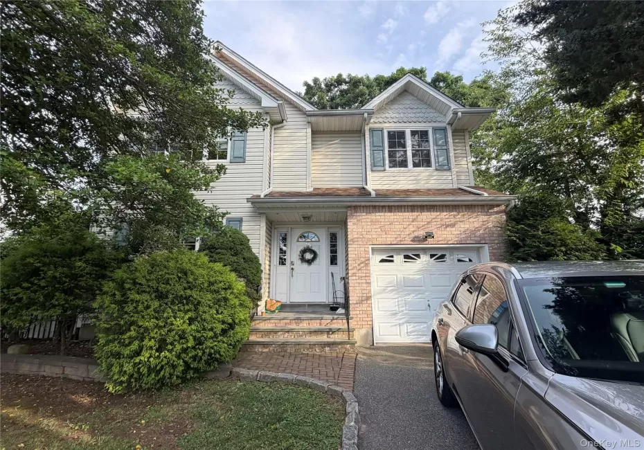 35 Willis Avenue, Oyster Bay, NY, 4 Bedrooms Bedrooms, 8 Rooms Rooms,3 BathroomsBathrooms,Residential Lease,For Rent,Willis,0,1025093 35 Willis Avenue, Oyster Bay, NY, 4 Bedrooms Bedrooms, 8 Rooms Rooms,3 BathroomsBathrooms,Residential Lease,For Rent,Willis,0,1025093
