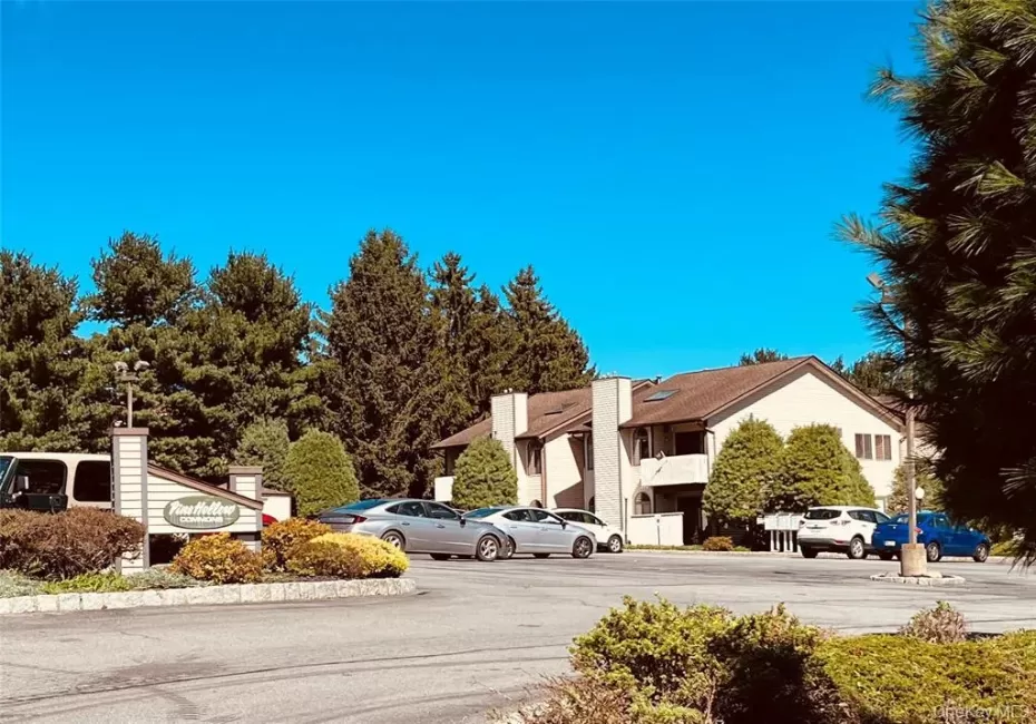 105 Pine Hollow Way, Chester Town, NY, 1 Bedroom Bedrooms, 6 Rooms Rooms,1 BathroomBathrooms,Residential Lease,For Rent,Pine Hollow Way,0,1024908 105 Pine Hollow Way, Chester Town, NY, 1 Bedroom Bedrooms, 6 Rooms Rooms,1 BathroomBathrooms,Residential Lease,For Rent,Pine Hollow Way,0,1024908