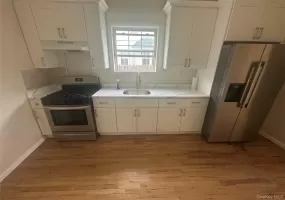 15111 136th Avenue, New York, NY, 3 Bedrooms Bedrooms, 7 Rooms Rooms,2 BathroomsBathrooms,Residential Lease,For Rent,136th,0,1025657 15111 136th Avenue, New York, NY, 3 Bedrooms Bedrooms, 7 Rooms Rooms,2 BathroomsBathrooms,Residential Lease,For Rent,136th,0,1025657