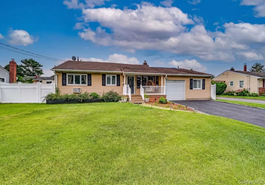 22 Dollard Drive, Babylon, NY, 4 Bedrooms Bedrooms, 10 Rooms Rooms,2 BathroomsBathrooms,Residential,For Rent,Dollard,0,1025562 22 Dollard Drive, Babylon, NY, 4 Bedrooms Bedrooms, 10 Rooms Rooms,2 BathroomsBathrooms,Residential,For Rent,Dollard,0,1025562