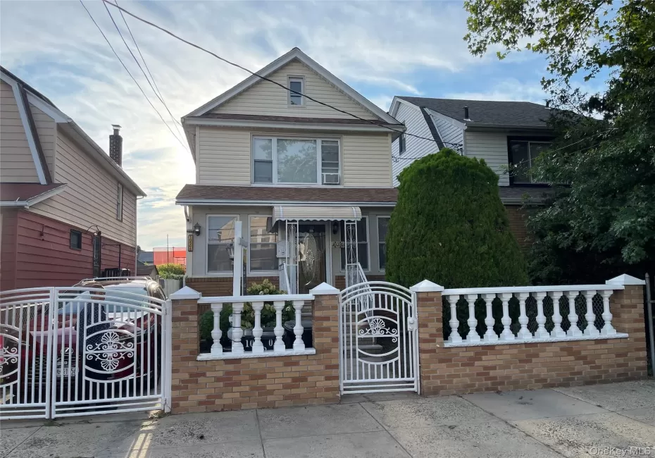 10506 221st Street, New York, NY, 3 Bedrooms Bedrooms, 6 Rooms Rooms,2 BathroomsBathrooms,Residential,For Rent,221st,0,1025581 10506 221st Street, New York, NY, 3 Bedrooms Bedrooms, 6 Rooms Rooms,2 BathroomsBathrooms,Residential,For Rent,221st,0,1025581