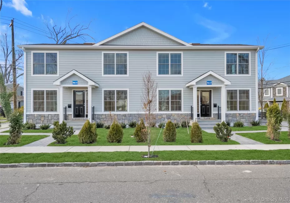 1 Manhasset Avenue, North Hempstead, NY, 4 Bedrooms Bedrooms, 7 Rooms Rooms,3 BathroomsBathrooms,Residential Lease,For Rent,Manhasset,0,1025606 1 Manhasset Avenue, North Hempstead, NY, 4 Bedrooms Bedrooms, 7 Rooms Rooms,3 BathroomsBathrooms,Residential Lease,For Rent,Manhasset,0,1025606
