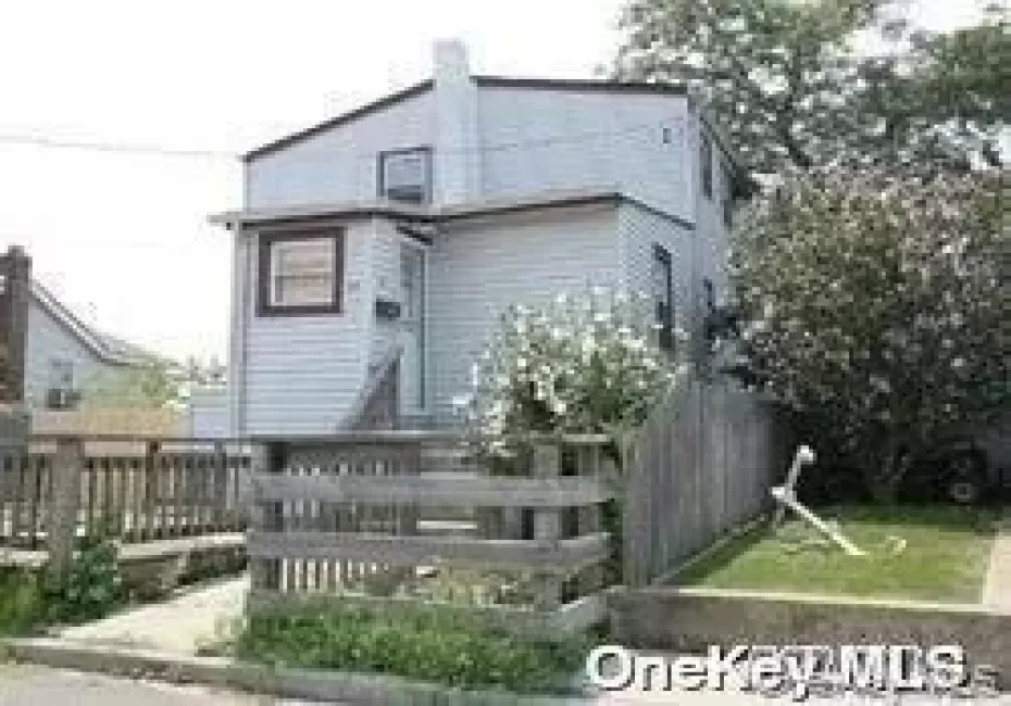64 Waterview Street, Hempstead, NY, 3 Bedrooms Bedrooms, 6 Rooms Rooms,2 BathroomsBathrooms,Residential,For Rent,Waterview,0,1025529 64 Waterview Street, Hempstead, NY, 3 Bedrooms Bedrooms, 6 Rooms Rooms,2 BathroomsBathrooms,Residential,For Rent,Waterview,0,1025529