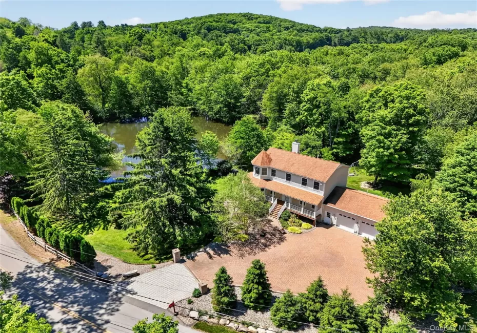 433 Barrett Hill Road, Carmel, NY, 3 Bedrooms Bedrooms, 14 Rooms Rooms,4 BathroomsBathrooms,Residential,For Rent,Barrett Hill,0,1025478 433 Barrett Hill Road, Carmel, NY, 3 Bedrooms Bedrooms, 14 Rooms Rooms,4 BathroomsBathrooms,Residential,For Rent,Barrett Hill,0,1025478