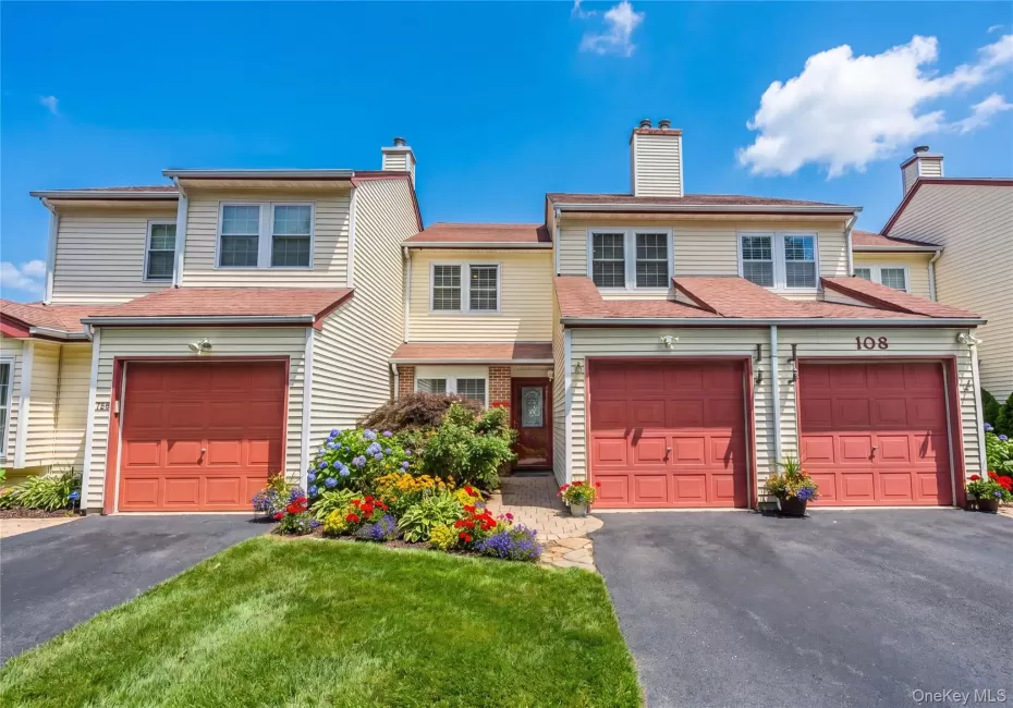 106 Strathmore Court Drive, Brookhaven, NY, 3 Bedrooms Bedrooms, 6 Rooms Rooms,2 BathroomsBathrooms,Residential,For Rent,Strathmore Court,0,1025416 106 Strathmore Court Drive, Brookhaven, NY, 3 Bedrooms Bedrooms, 6 Rooms Rooms,2 BathroomsBathrooms,Residential,For Rent,Strathmore Court,0,1025416