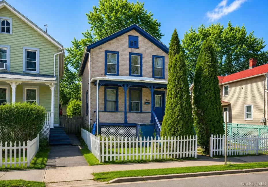 9 Franklin Street, Port Jervis, NY, 3 Bedrooms Bedrooms, 8 Rooms Rooms,1 BathroomBathrooms,Residential,For Rent,Franklin,0,941924 9 Franklin Street, Port Jervis, NY, 3 Bedrooms Bedrooms, 8 Rooms Rooms,1 BathroomBathrooms,Residential,For Rent,Franklin,0,941924