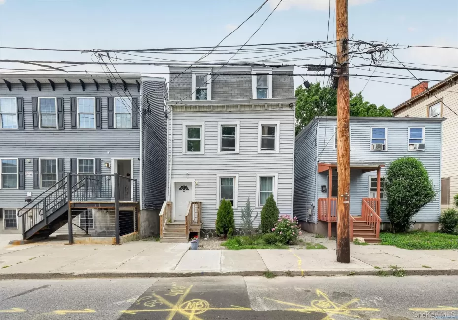 68 Catharine Street, Poughkeepsie, NY, 3 Bedrooms Bedrooms, 6 Rooms Rooms,1 BathroomBathrooms,Residential Lease,For Rent,Catharine,0,1025941 68 Catharine Street, Poughkeepsie, NY, 3 Bedrooms Bedrooms, 6 Rooms Rooms,1 BathroomBathrooms,Residential Lease,For Rent,Catharine,0,1025941