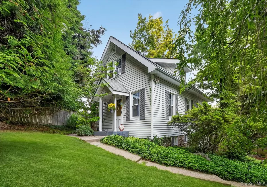2 Bayview Terrace, Cortlandt, NY, 2 Bedrooms Bedrooms, 5 Rooms Rooms,1 BathroomBathrooms,Residential,For Rent,Bayview,0,1020711 2 Bayview Terrace, Cortlandt, NY, 2 Bedrooms Bedrooms, 5 Rooms Rooms,1 BathroomBathrooms,Residential,For Rent,Bayview,0,1020711