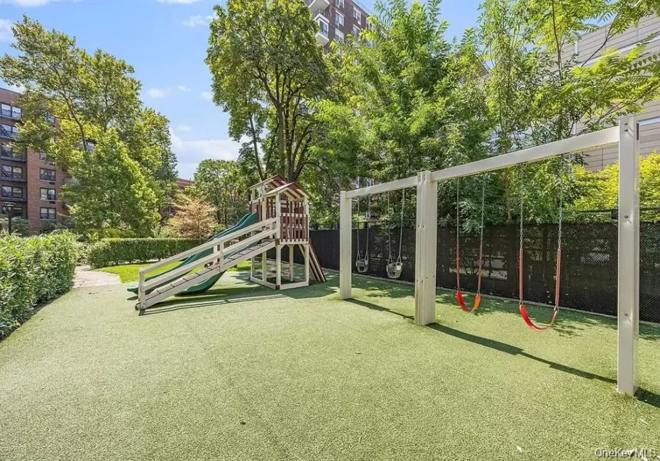 87-10 51 Avenue, New York, NY, 3 Bedrooms Bedrooms, 6 Rooms Rooms,2 BathroomsBathrooms,Residential,For Rent,51,0,1024764 87-10 51 Avenue, New York, NY, 3 Bedrooms Bedrooms, 6 Rooms Rooms,2 BathroomsBathrooms,Residential,For Rent,51,0,1024764