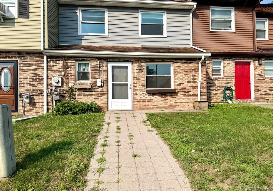 209 Everett Place, Montgomery, NY, 2 Bedrooms Bedrooms, 6 Rooms Rooms,1 BathroomBathrooms,Residential Lease,For Rent,Everett,0,1025850 209 Everett Place, Montgomery, NY, 2 Bedrooms Bedrooms, 6 Rooms Rooms,1 BathroomBathrooms,Residential Lease,For Rent,Everett,0,1025850