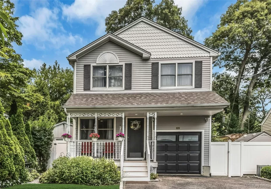 63 Teed Street, Huntington, NY, 4 Bedrooms Bedrooms, 7 Rooms Rooms,2 BathroomsBathrooms,Residential,For Rent,Teed,0,1026031 63 Teed Street, Huntington, NY, 4 Bedrooms Bedrooms, 7 Rooms Rooms,2 BathroomsBathrooms,Residential,For Rent,Teed,0,1026031