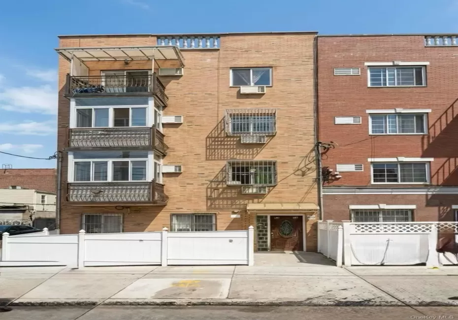 37-13 107th Street, New York, NY, 1 Bedroom Bedrooms, 4 Rooms Rooms,1 BathroomBathrooms,Residential,For Rent,107th,0,1026068 37-13 107th Street, New York, NY, 1 Bedroom Bedrooms, 4 Rooms Rooms,1 BathroomBathrooms,Residential,For Rent,107th,0,1026068