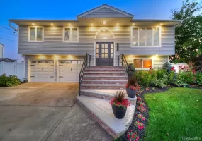 3784 Carrel Boulevard, Hempstead, NY, 4 Bedrooms Bedrooms, 9 Rooms Rooms,3 BathroomsBathrooms,Residential,For Rent,Carrel,0,1021351 3784 Carrel Boulevard, Hempstead, NY, 4 Bedrooms Bedrooms, 9 Rooms Rooms,3 BathroomsBathrooms,Residential,For Rent,Carrel,0,1021351